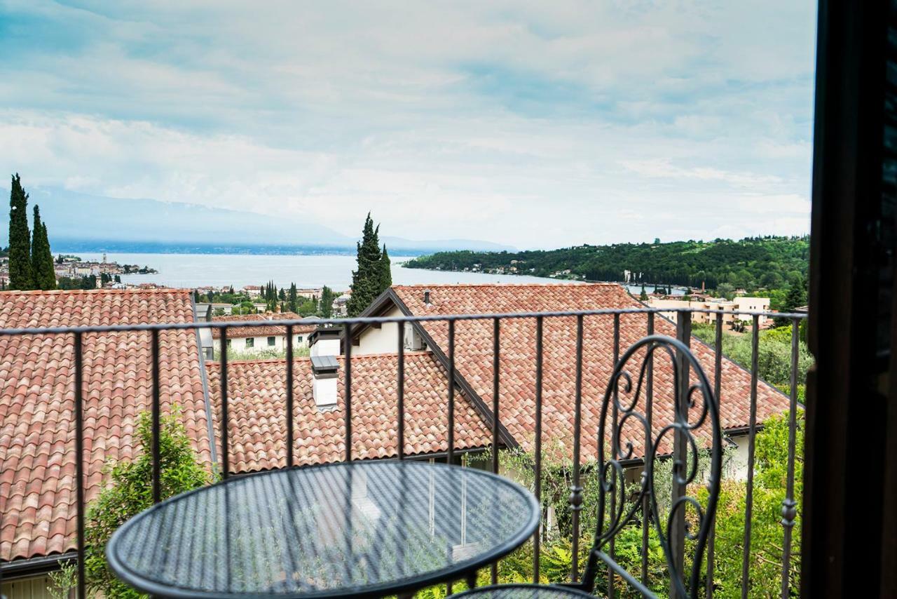 La Villa Salò Exteriör bild