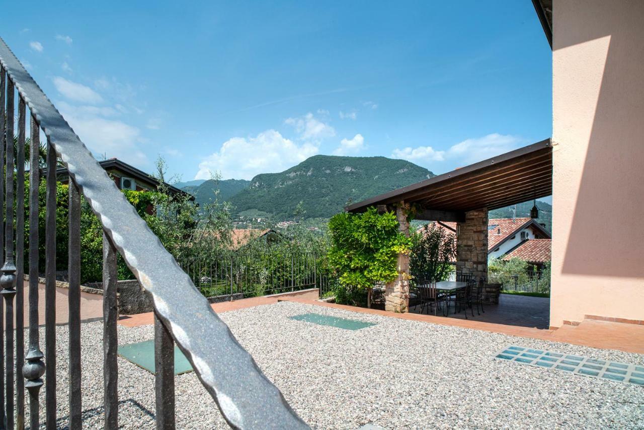 La Villa Salò Exteriör bild